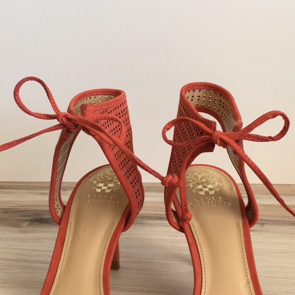 🍑NEW VINCE CAMUTO coral leather heels, size 10 - Picture 6 of 7